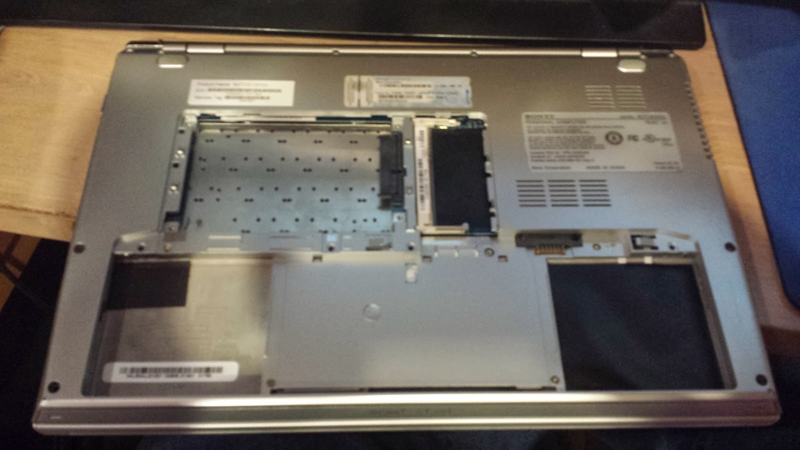 Siliconfish Sony VAIO SVT13112FXS ultrabook blue screen caused by